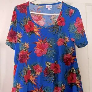 Lularoe Small perfect tee